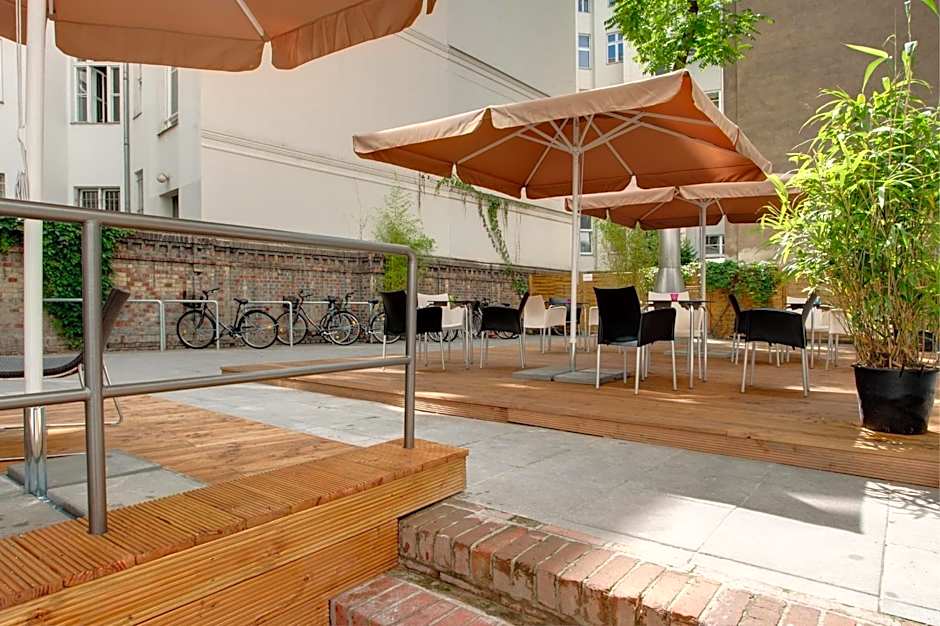 MEININGER Hotel Berlin Mitte