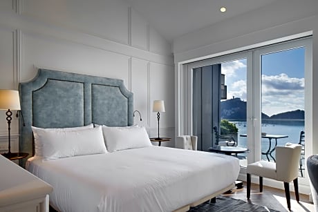 Double La Concha bay terrace