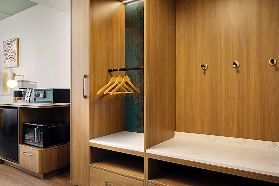 Holiday Inn Savannah S - I-95 Gateway Hotel By IHG