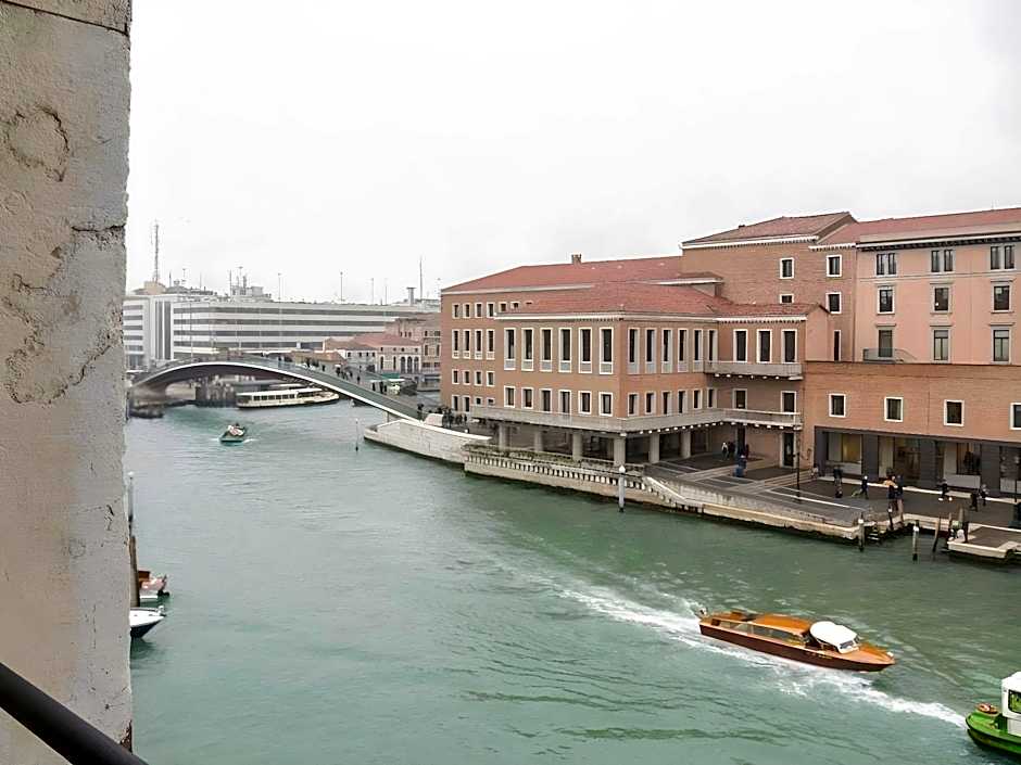 Hotel Canal & Walter