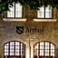 Arthur Suites in Old Town