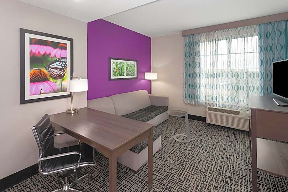 La Quinta Inn & Suites by Wyndham Springfield