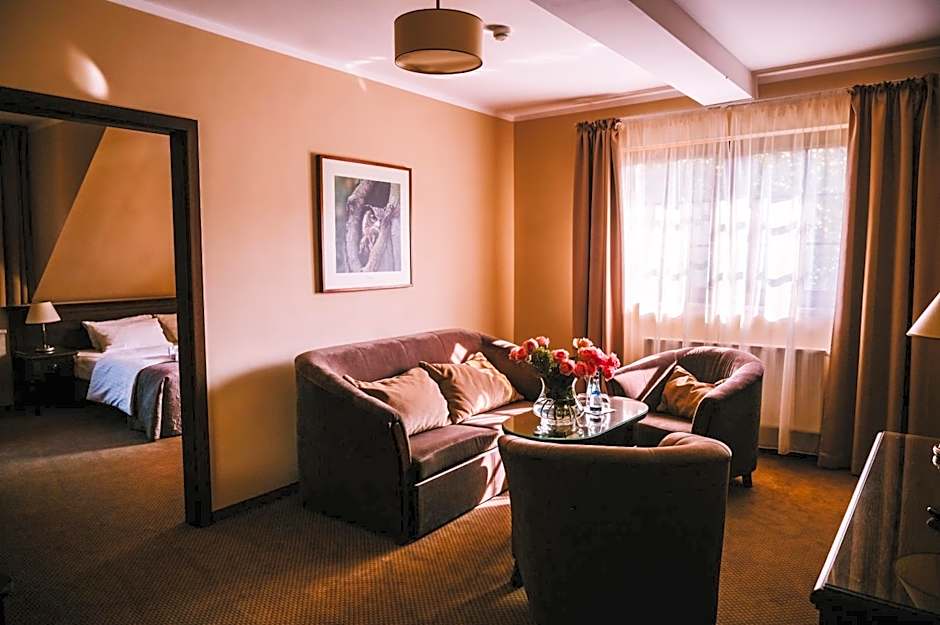 ForRest Hotel & Restaurant