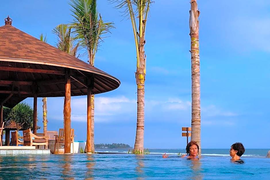 Wide Sands Beach Retreat