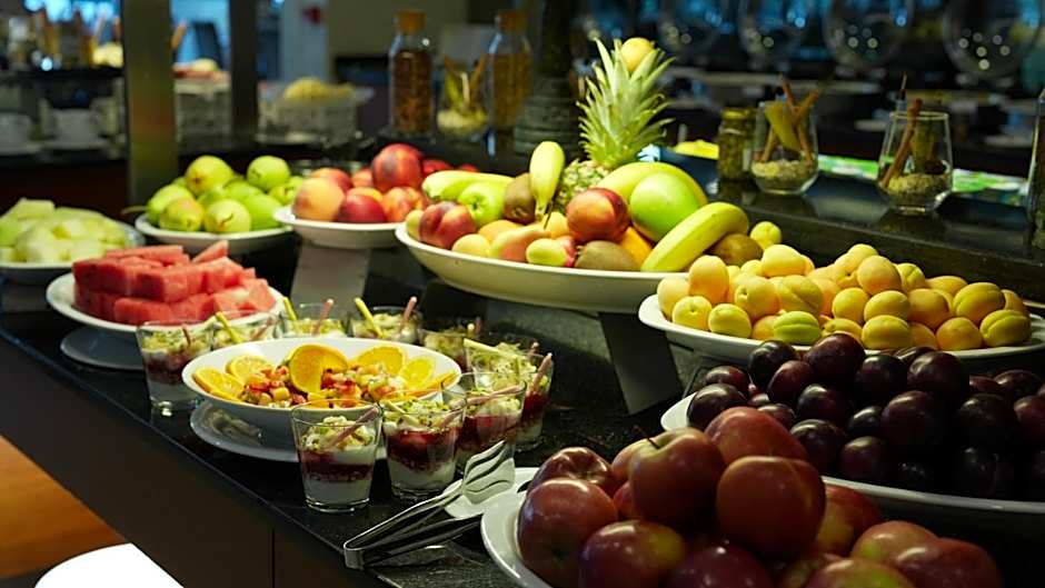 Dedeman Bostanci Istanbul Hotel & Convention Center