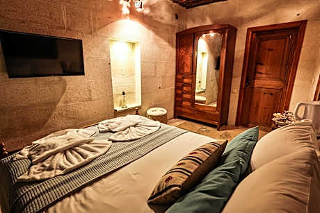 Stone Room 204