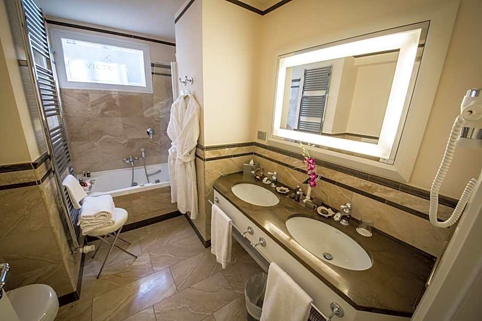 Victoria Hotel Letterario