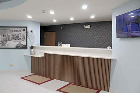 Burgundy Inn & Suites