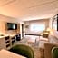 Best Western Plus Kelly Inn
