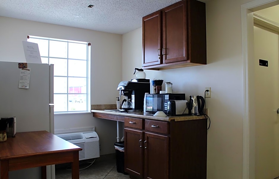 Carom Inn Denham Springs-BatonRouge