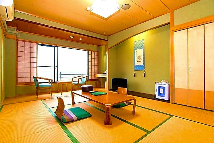 Natural Green Park Hotel