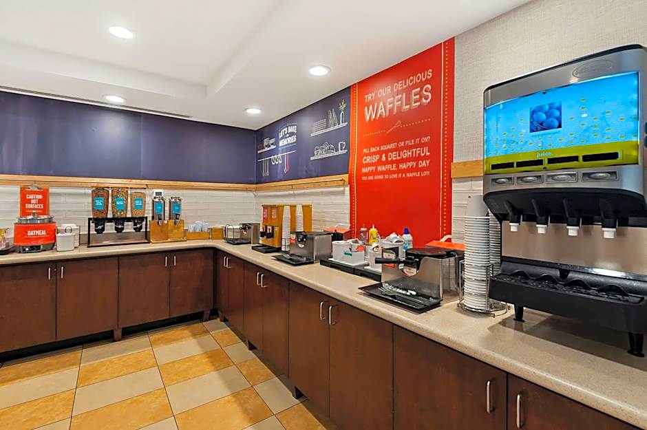Hampton Inn By Hilton & Suites Mt. Vernon/Belvoir-Alexandria South Area