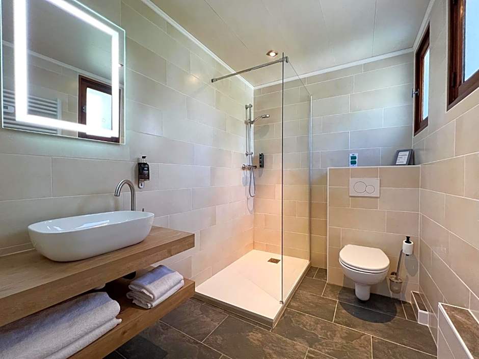 Hôtel Spa & Restaurant Ô Pervenches