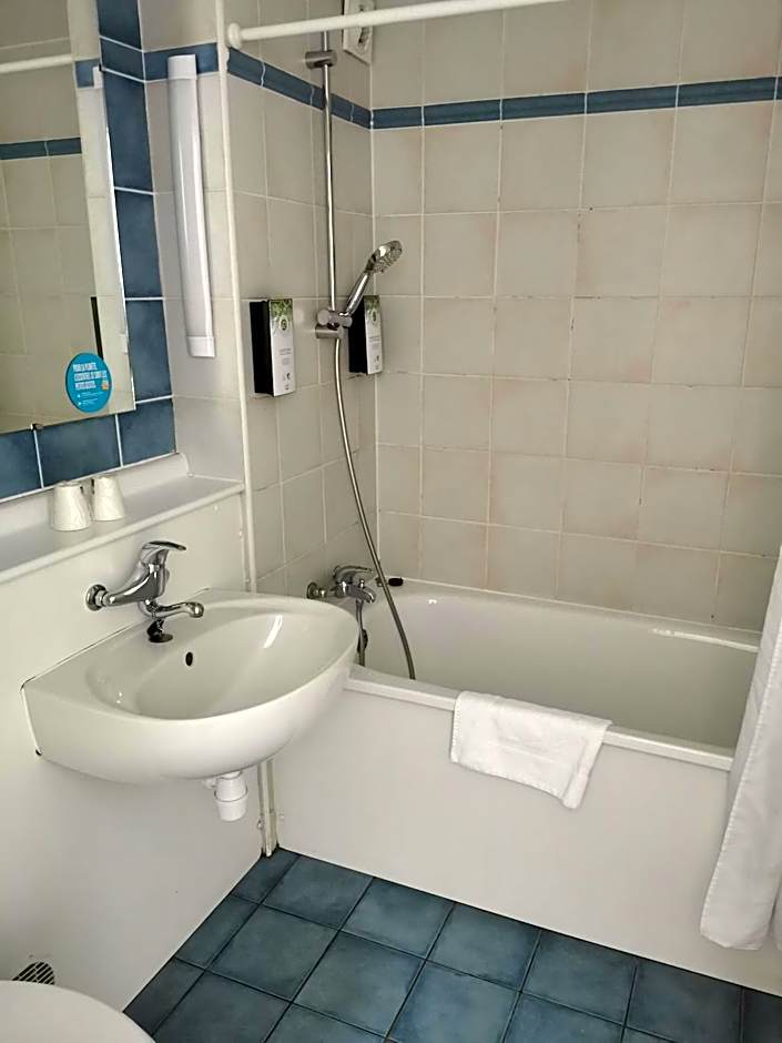 Campanile Nancy Est - Essey