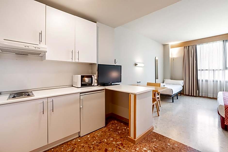 Aparthotel Exe Campus San Mamés