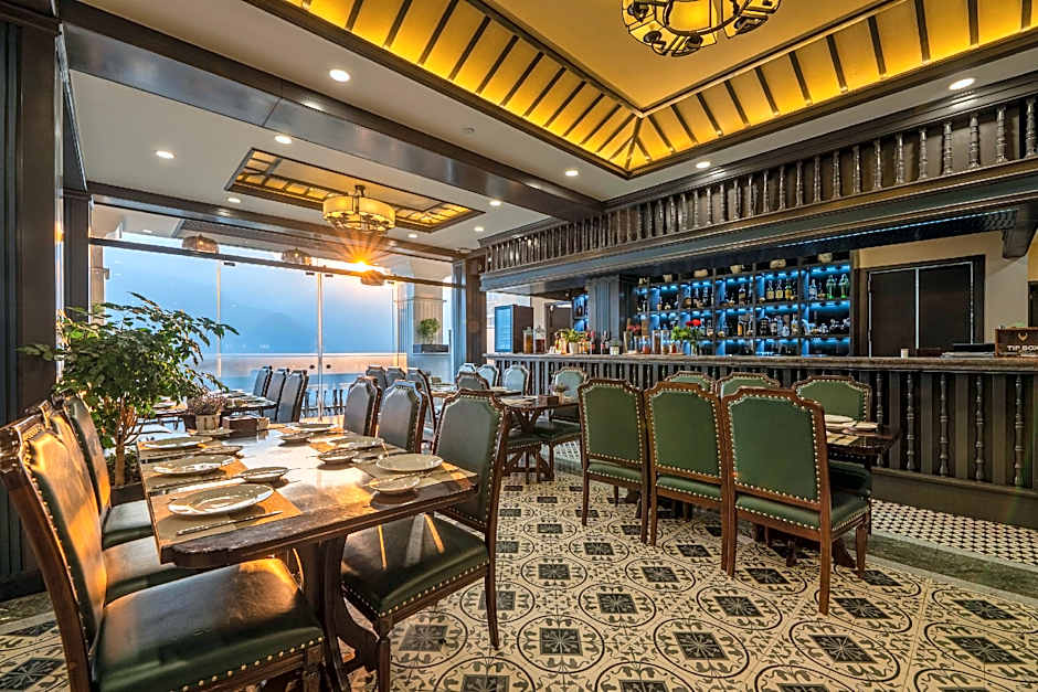 DeLaSol Sapa - Central Boutique Hotel