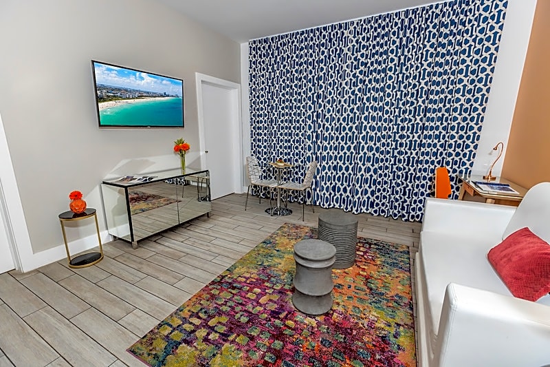 Oceanside Hotel and Suites