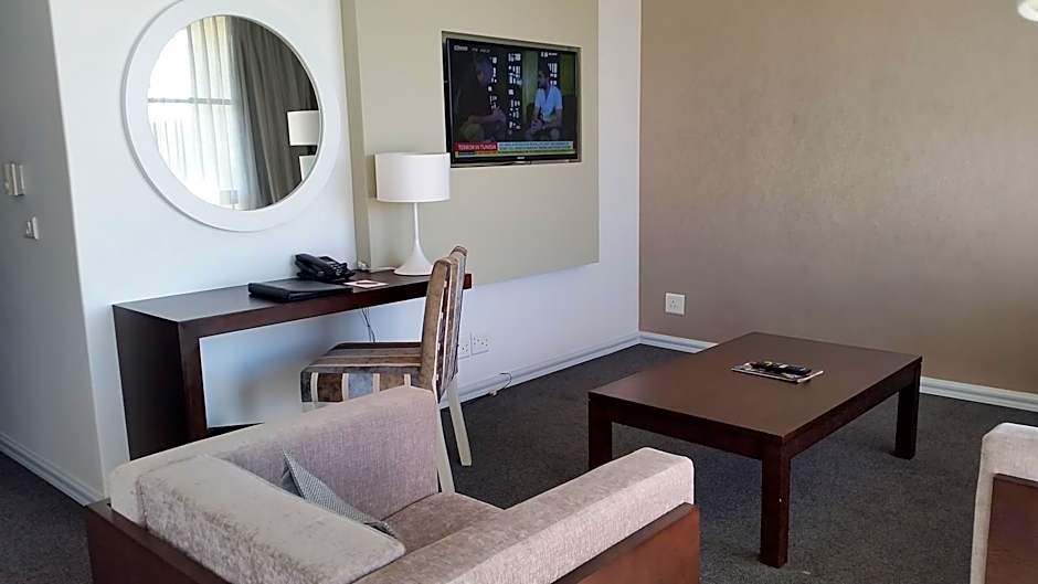 Lagoon Beach Hotel & Spa