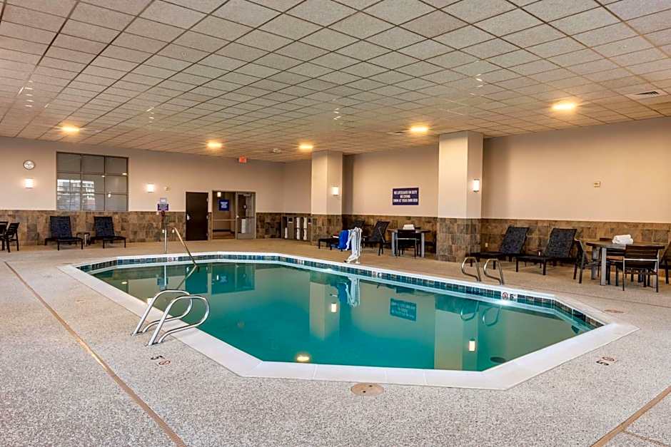 Drury Plaza Hotel Broadview Wichita