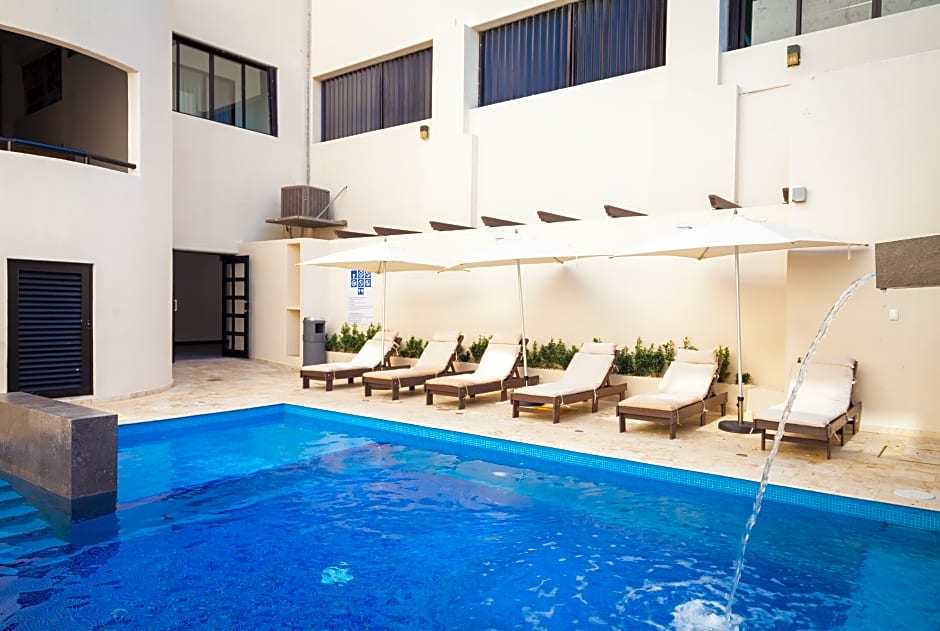 Aspira Hotel & Beach Club