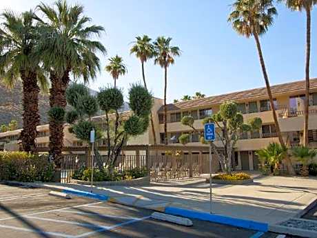Vagabond Motor Hotel - Palm Springs