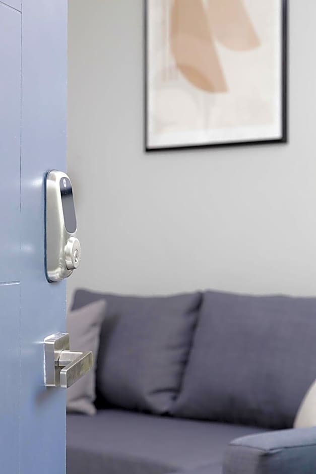 2 BR Basement Suite for 6 ppl in Delta