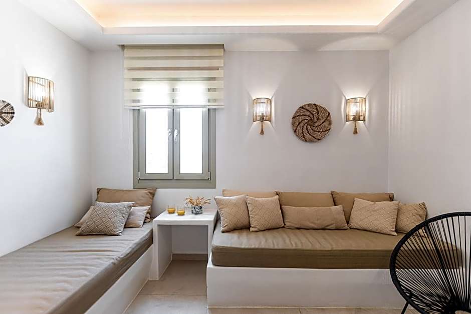 Lemonia Suites with outdoor BBQ area