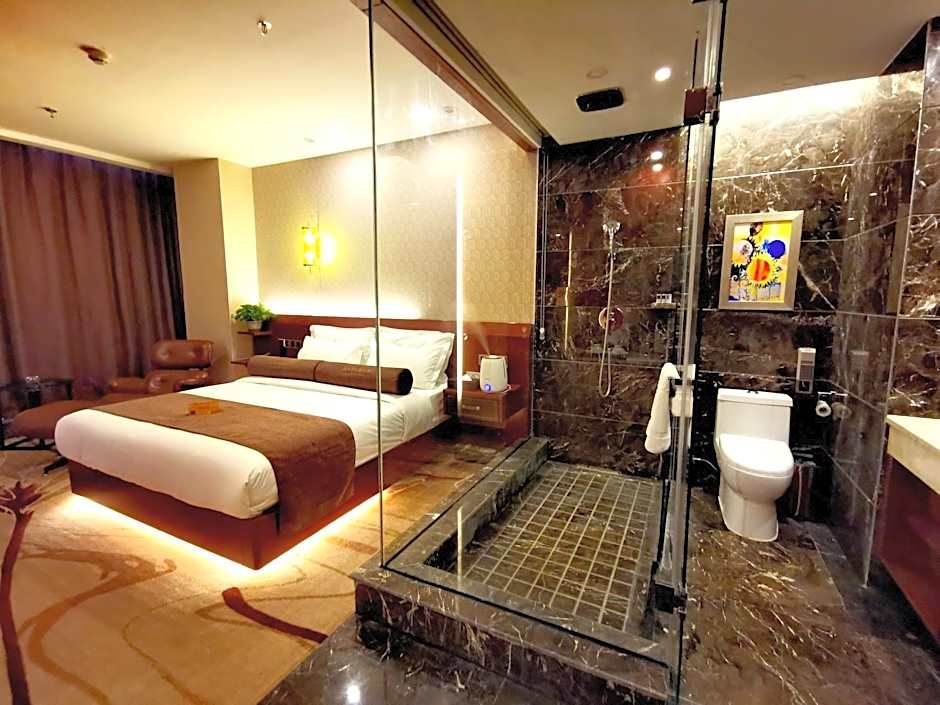 James Joyce Coffetel Golmud Huaxing Plaza Branch