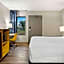Days Inn & Suites by Wyndham Warren