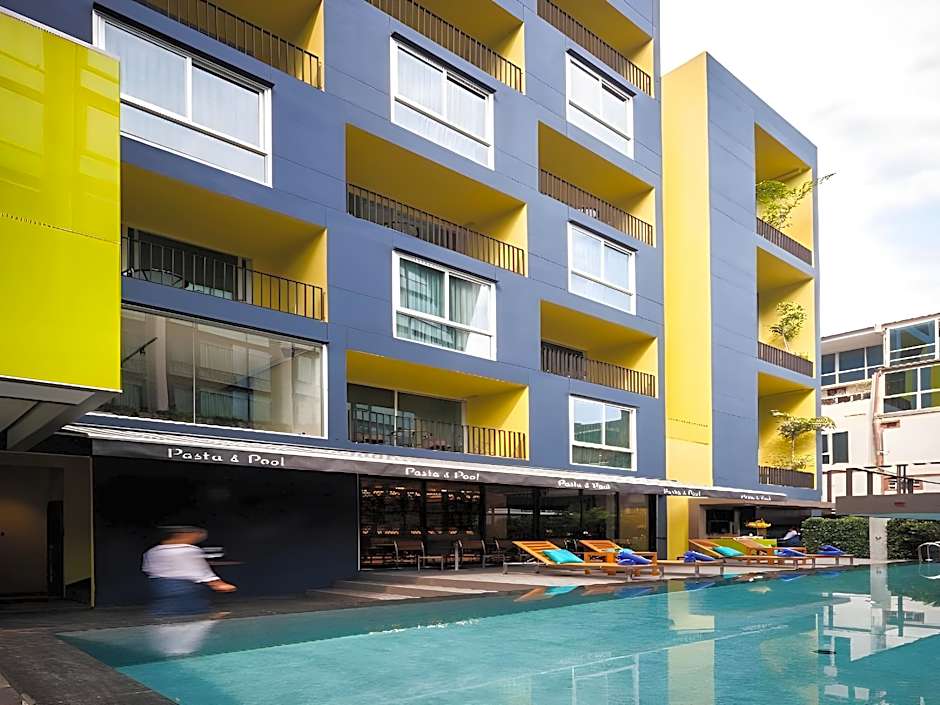 Lit Bangkok Hotel