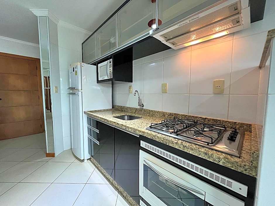 B956 - Apartamento 2 quartos p/6 pessoas em Bombas