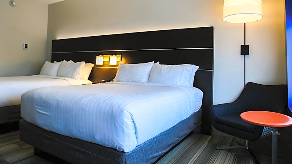 Holiday Inn Express & Suites Kingston-Ulster By IHG
