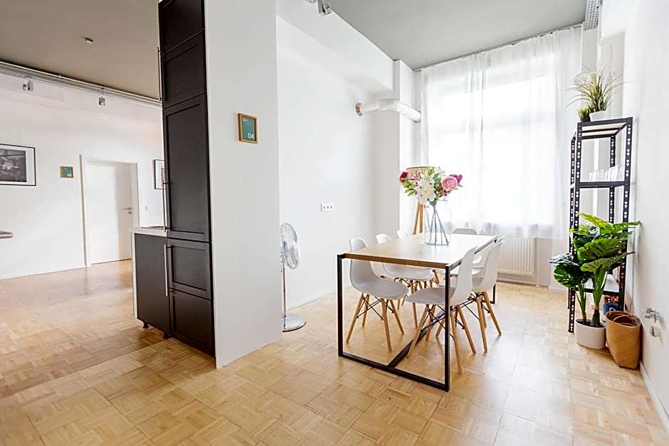 Green Residence Boutique Lofts & Villa am Park