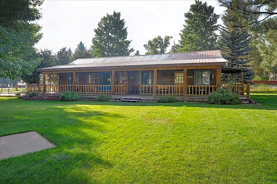 Vista Court Cabins & Lodge