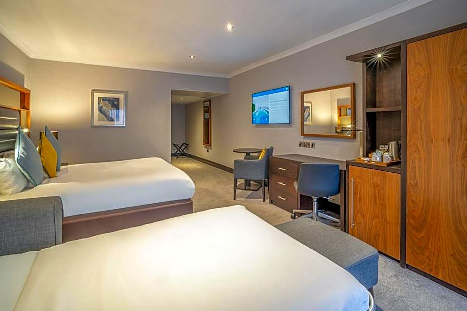 Elite Venue Selection Felbridge - Gatwick