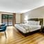 Red Carpet Inn & Suites Philadelphia NorthEast