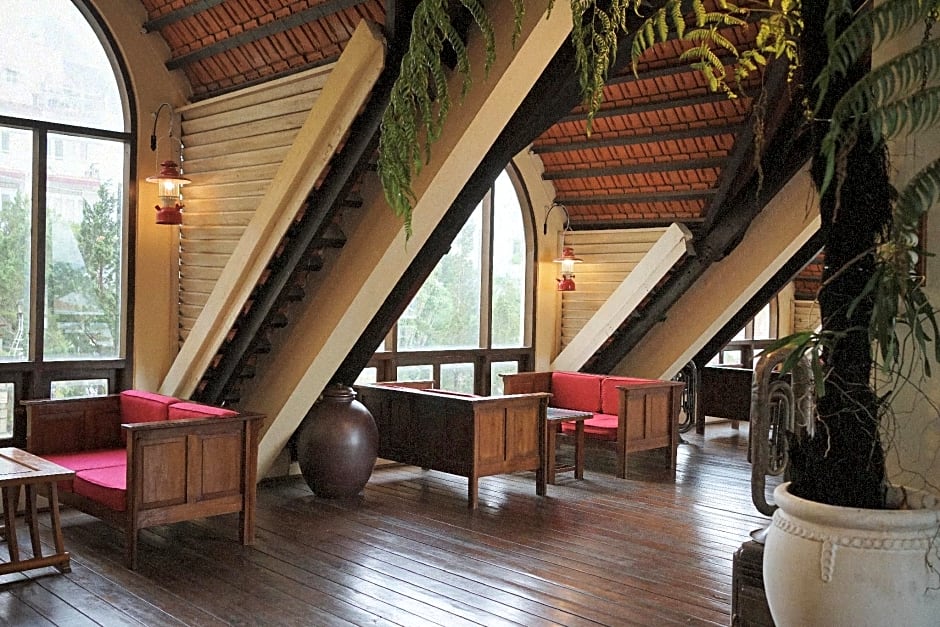 Saphir Dalat Hotel