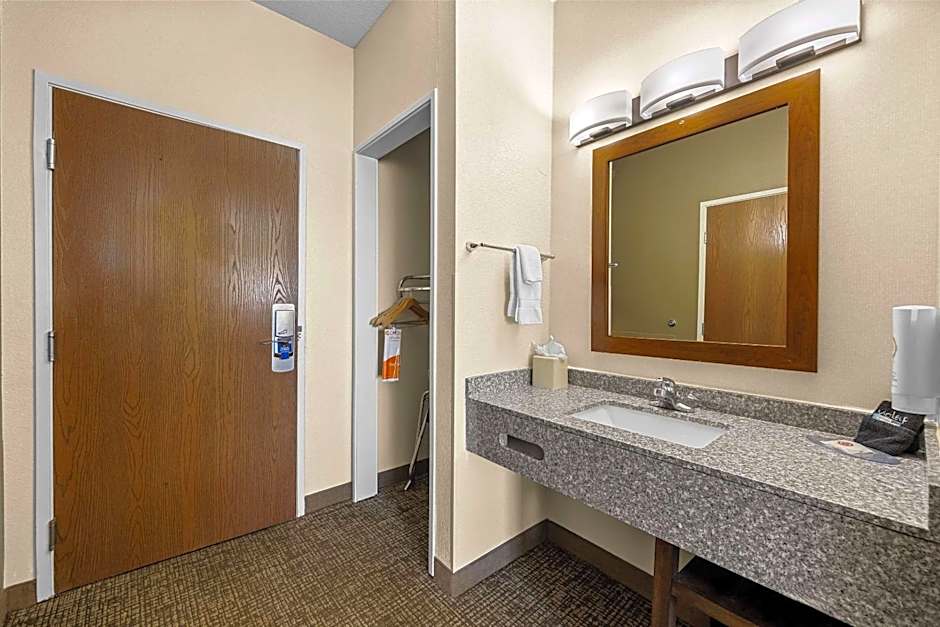 Comfort Inn & Suites Pueblo