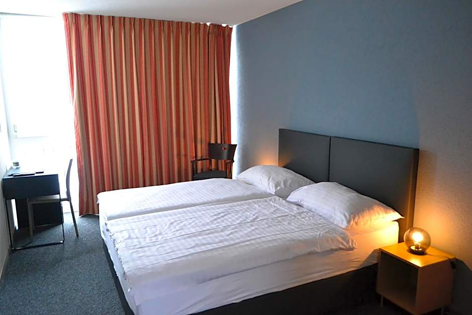 Hotel Les Rives Du Doubs