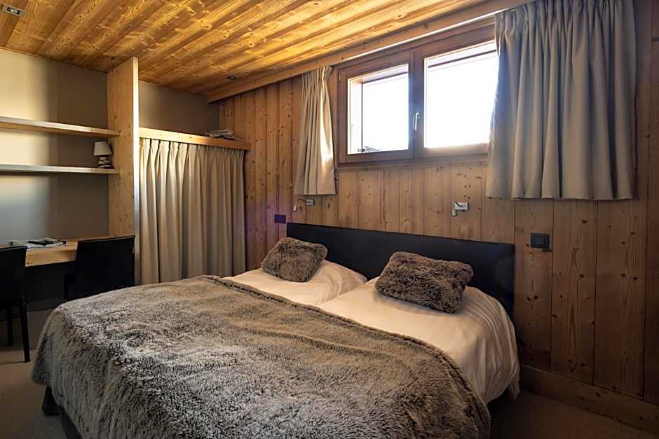 Chalet-Hôtel Les Rhodos