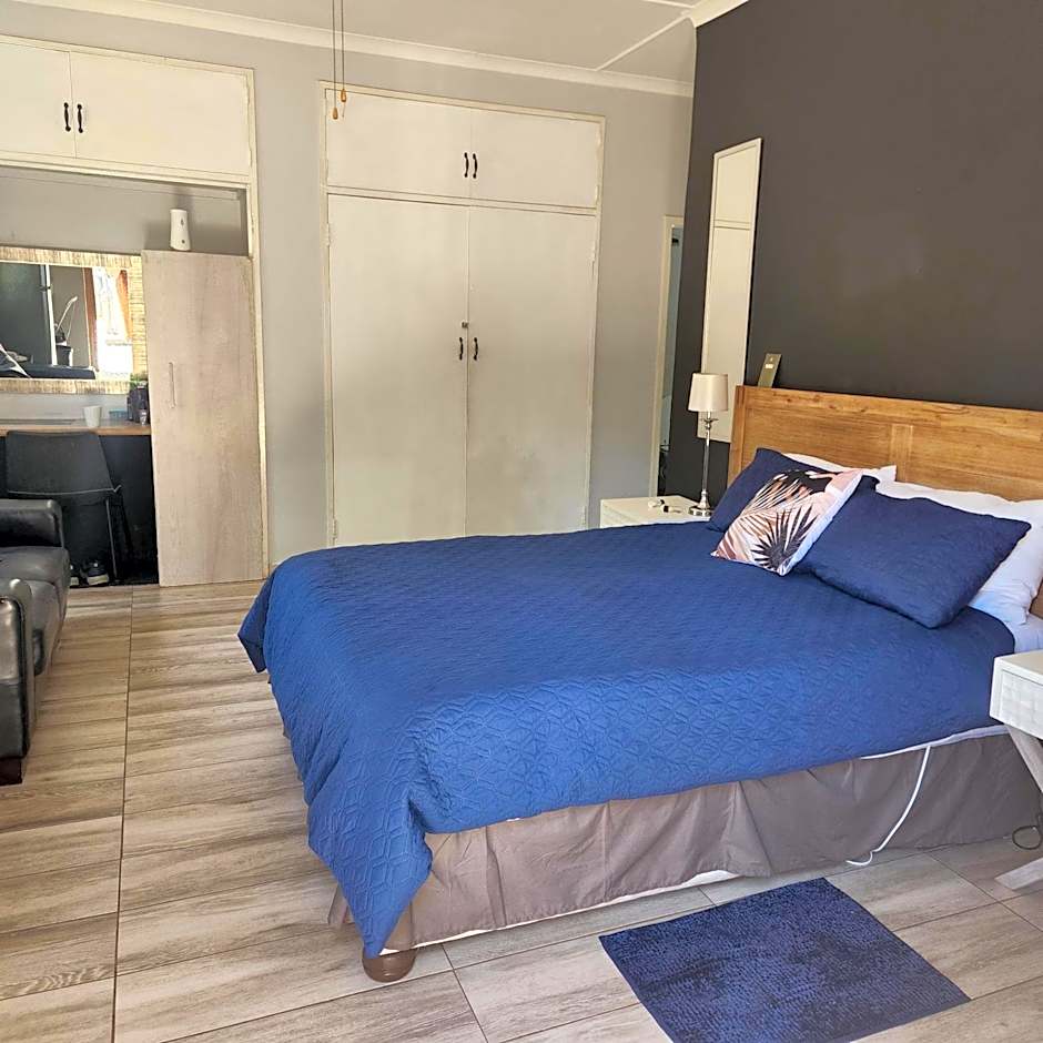 Rue Guesthouse