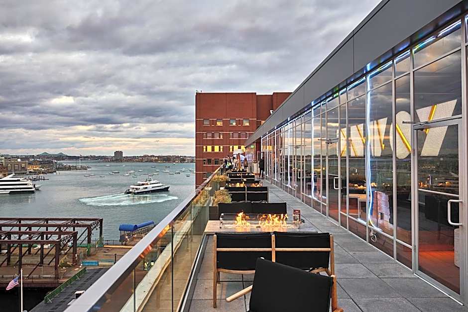 The Envoy Hotel, Autograph Collection by Marriott