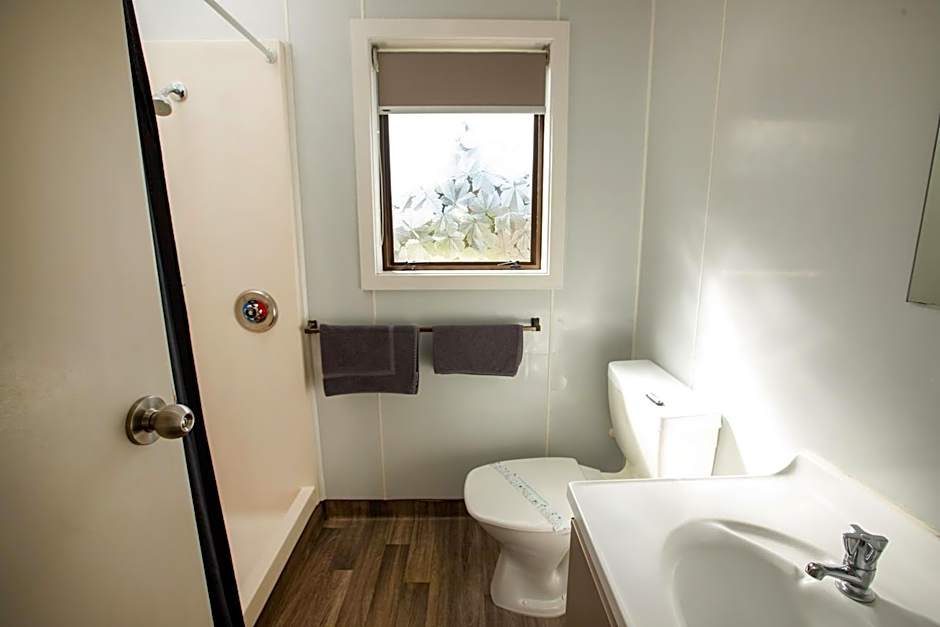 Tāhuna Beach Holiday Park