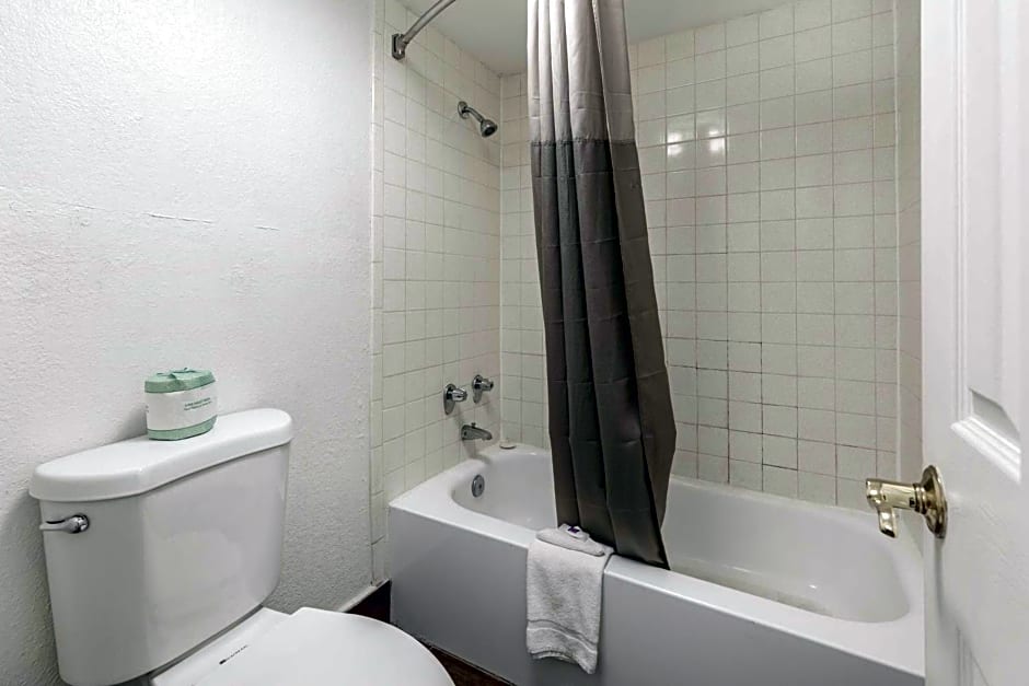 Motel 6-Knoxville, TN