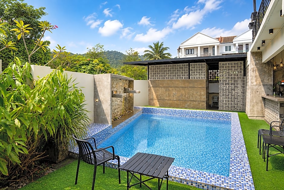 LE LODGE MANSION by Le Lodge