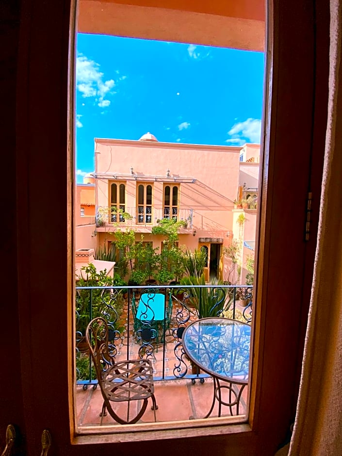 Hotel Tierra de Sol y Luna
