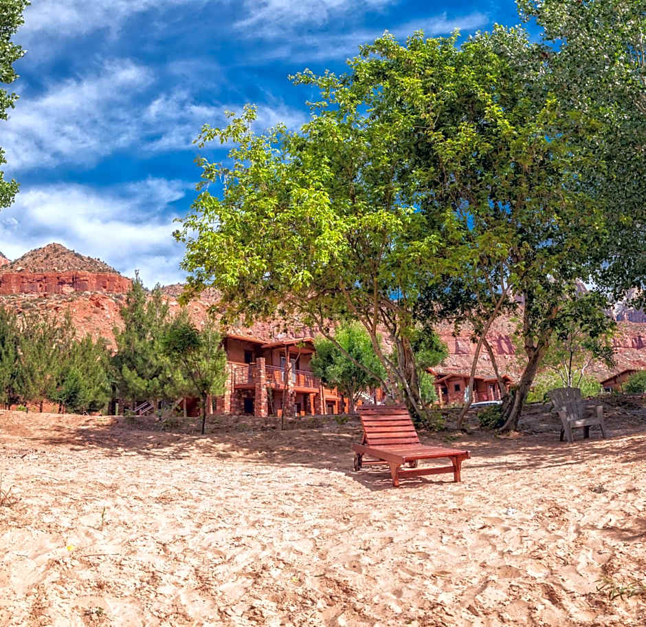 Cable Mountain Lodge