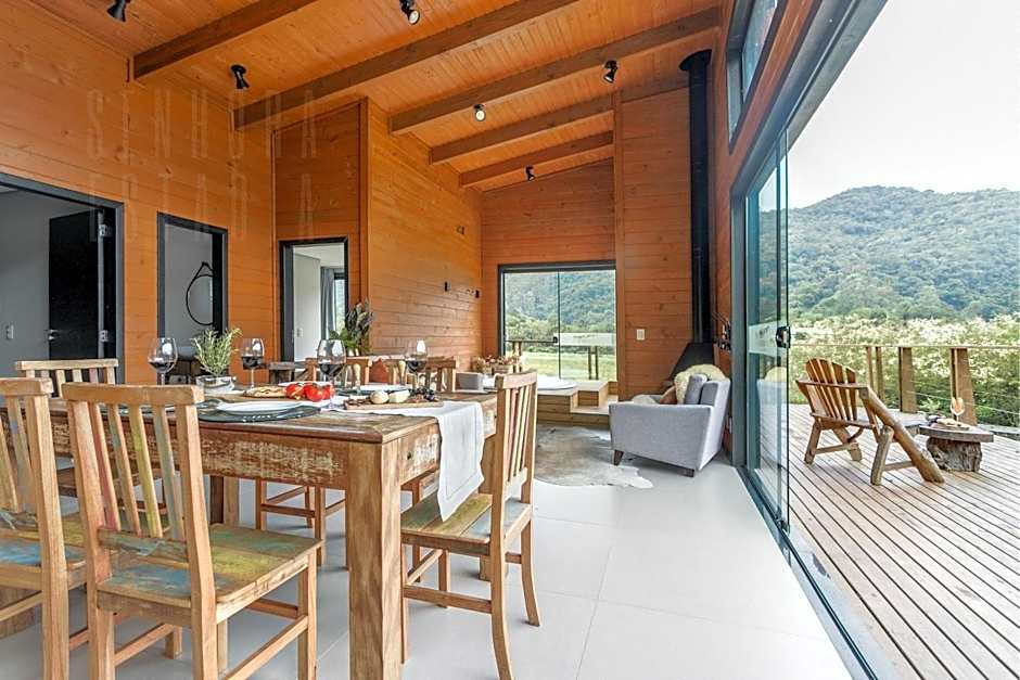 Lakeside Cabin - Villas Mornas: Nature, Jacuzzi