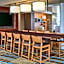 Fairfield Inn & Suites by Marriott Sidney