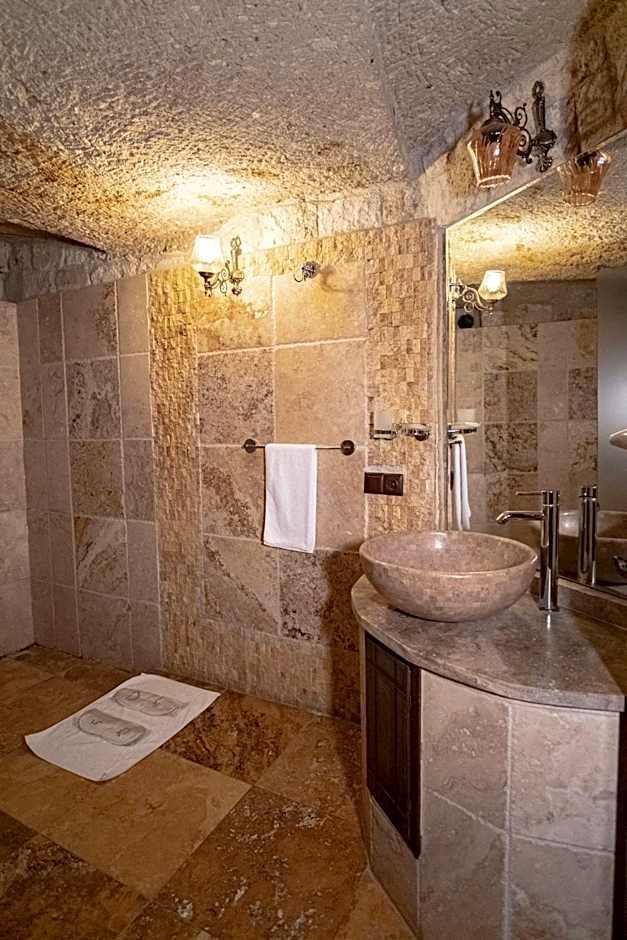 Kemerhan Cave Suites